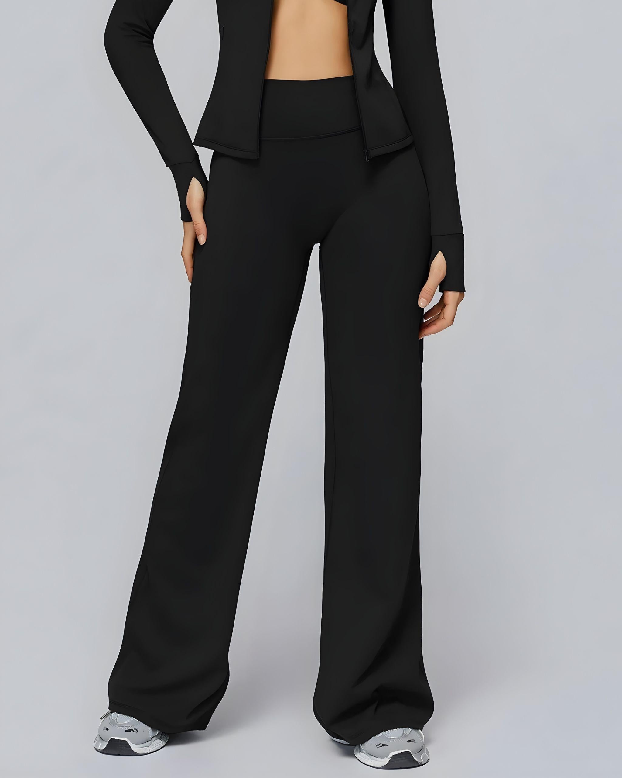 High-Waist Flare Leggings schwarz Hoher Bund Stretchstoff Weites Bein Studioaufnahme