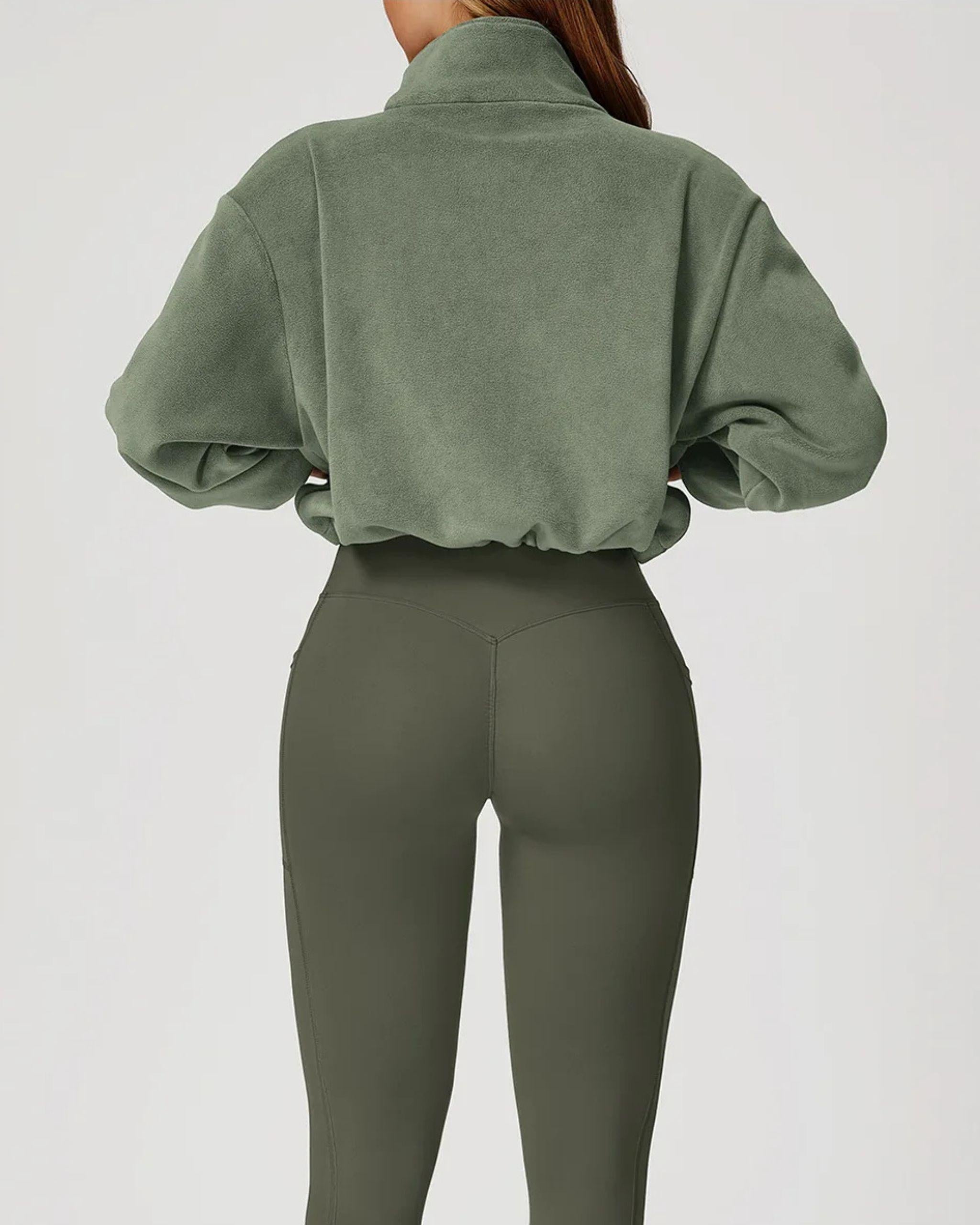 Cropped Zip Jacke Leggings Olivgrün High Waist V-Naht Rückansicht Damen Sportswear