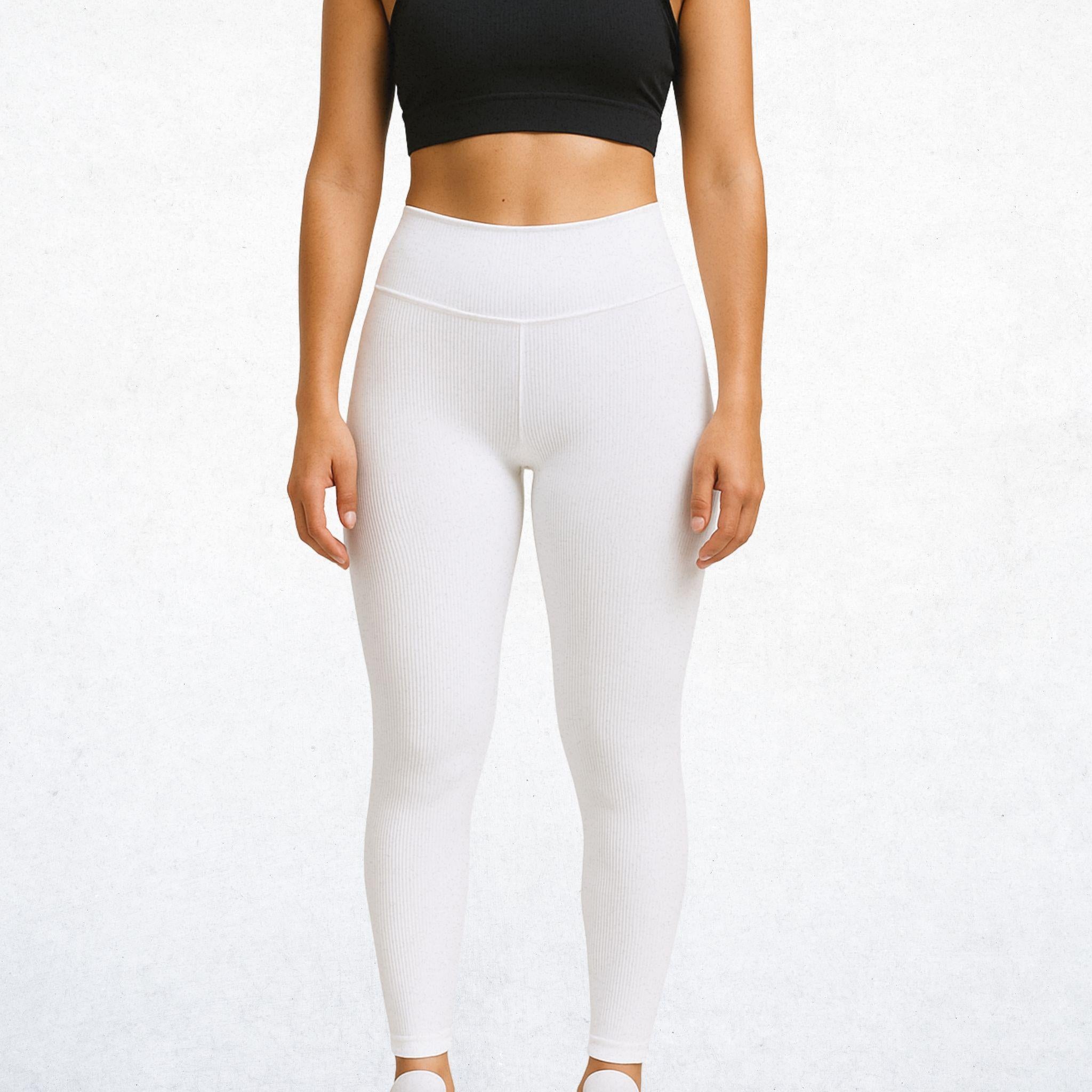 Elegantes High-Waist-Leggings für Damen in reinem Weiß. Vielseitige Performance-Leggings mit stilvollem Design für Workout, Yoga und Alltag. Atmungsaktiv, bequem und stylisch.