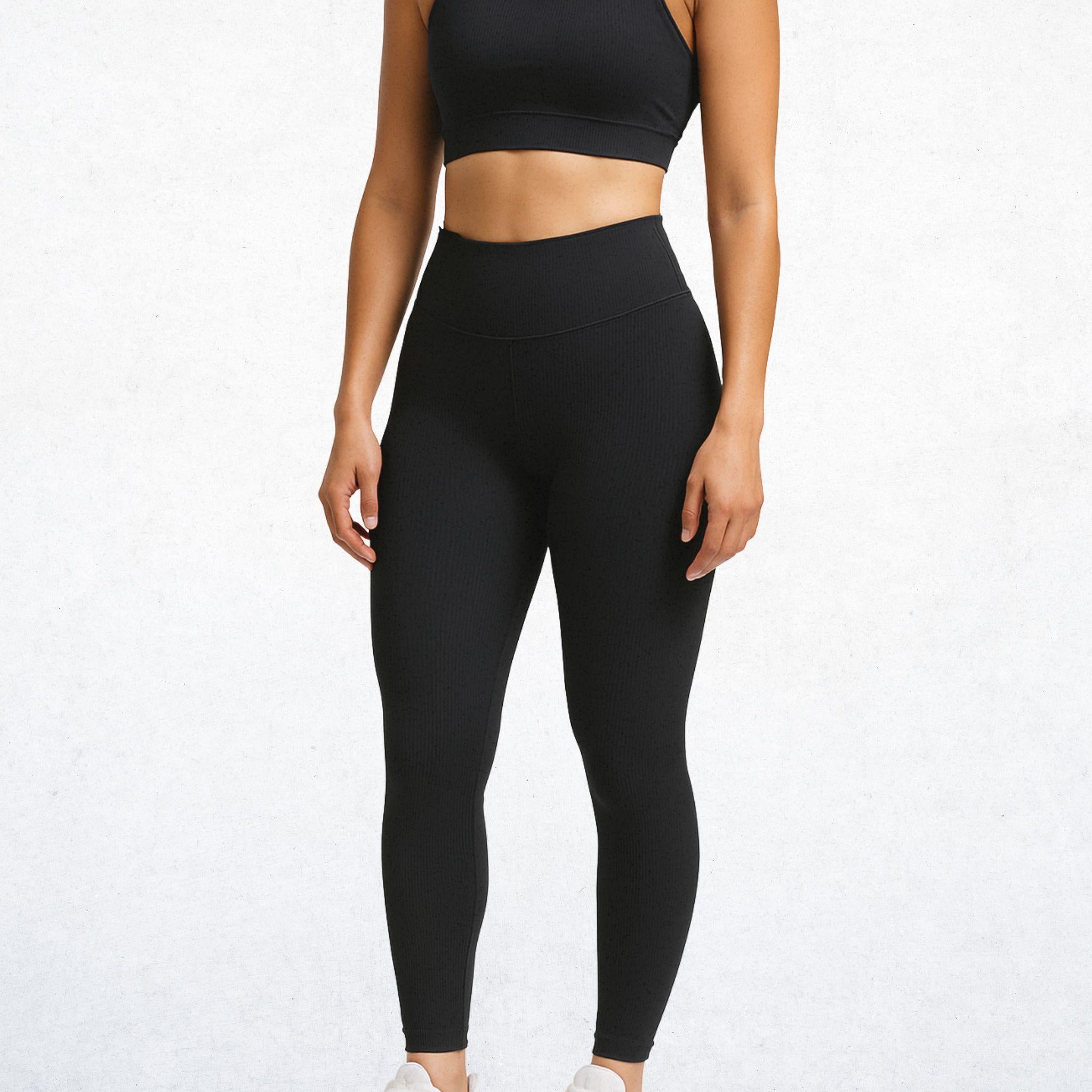 Elegantes High-Waist-Leggings für Damen in klassischem Schwarz. Vielseitige Performance-Leggings mit stilvollem Design für Workout, Yoga und Alltag. Atmungsaktiv, bequem und stylisch.